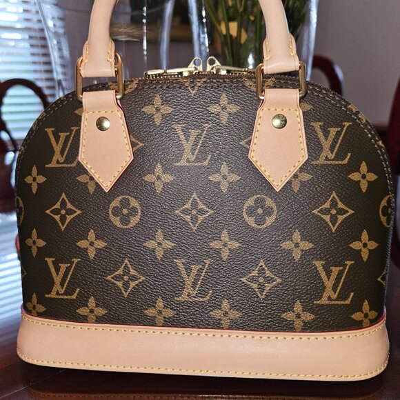 Louis Vuitton Alma BB - Picture 4 of 13